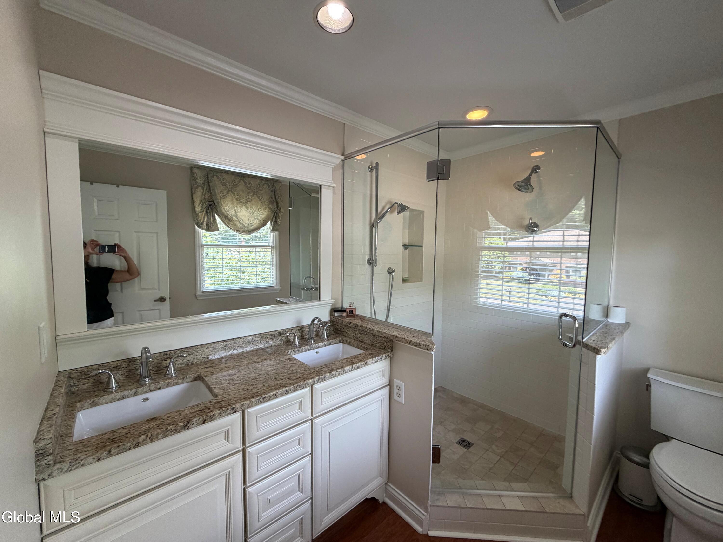 3061 New Williamsburg Drive Schenectady NY 12303