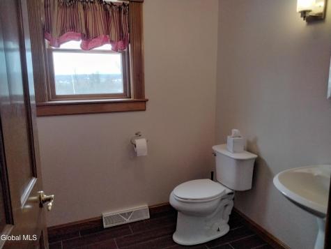 25 Ridge Drive Troy NY 12180