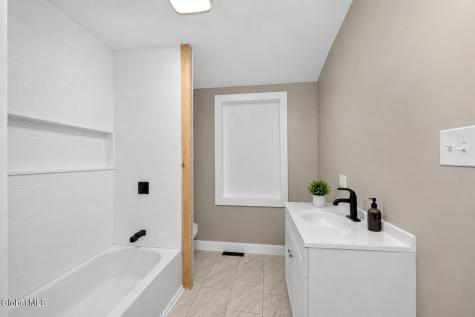 23 Oberlook Avenue Rensselaer NY 12198