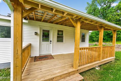 23 Oberlook Avenue Rensselaer NY 12198