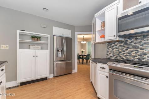 775 St Davids Lane Schenectady NY 12309