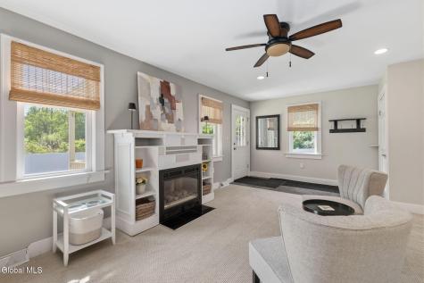 775 St Davids Lane Schenectady NY 12309