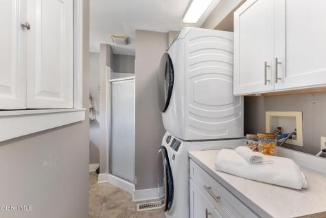 775 St Davids Lane Schenectady NY 12309