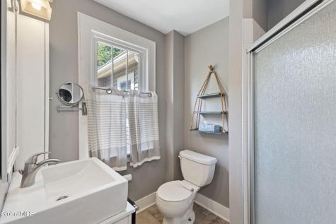 775 St Davids Lane Schenectady NY 12309