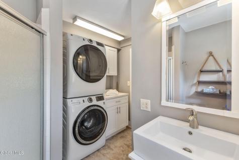 775 St Davids Lane Schenectady NY 12309