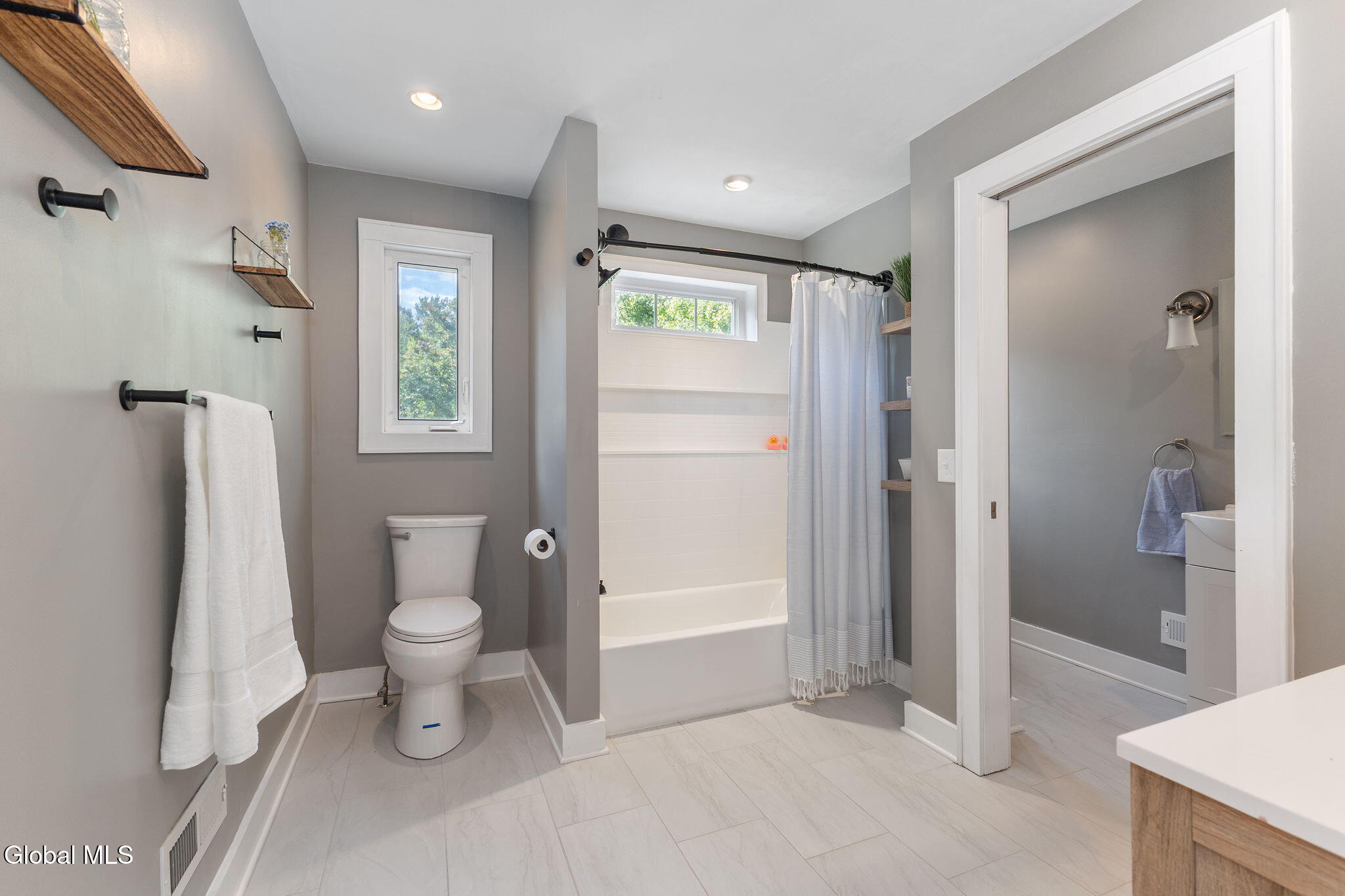 775 St Davids Lane Schenectady NY 12309
