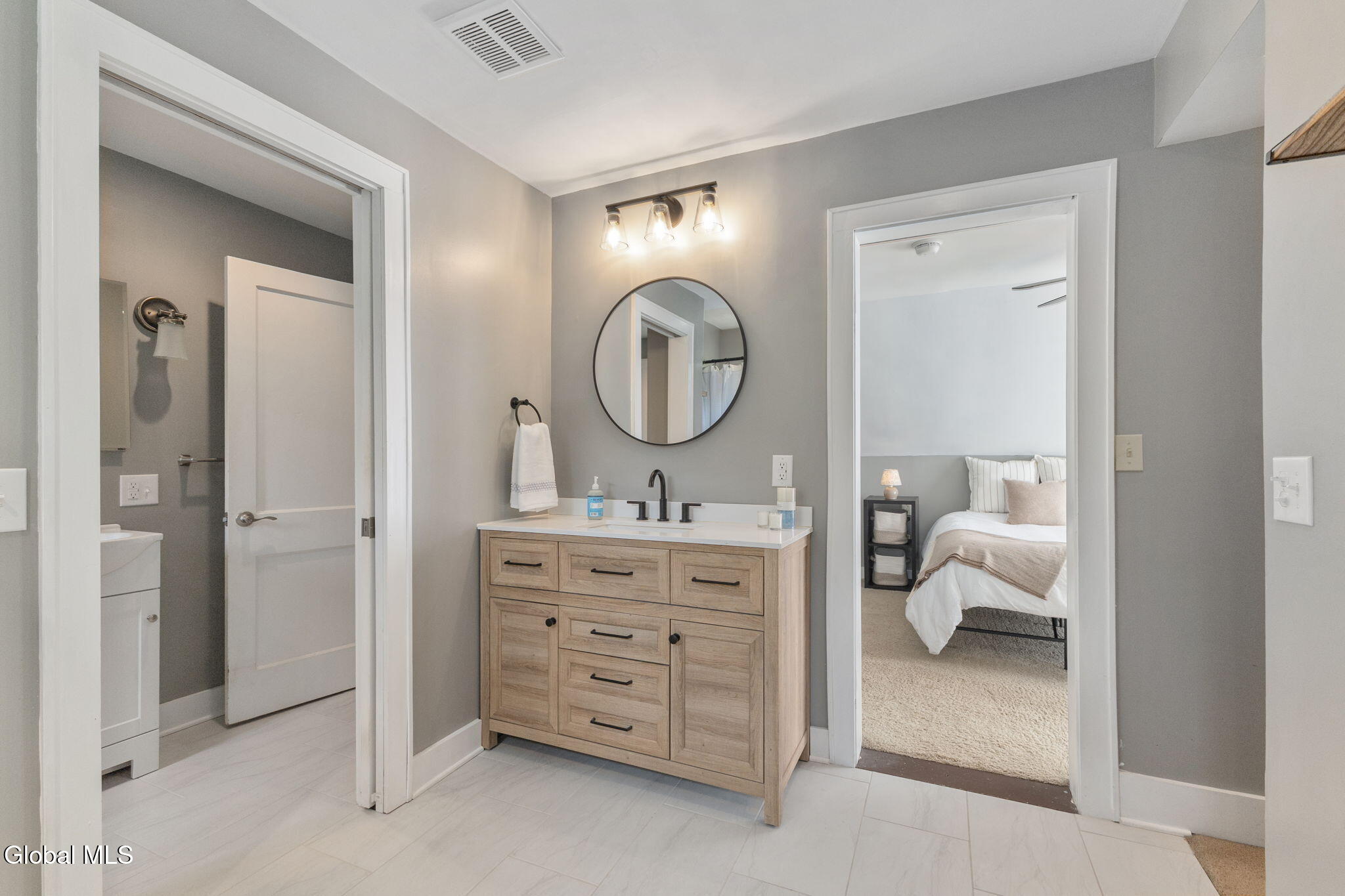 775 St Davids Lane Schenectady NY 12309