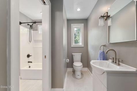 775 St Davids Lane Schenectady NY 12309