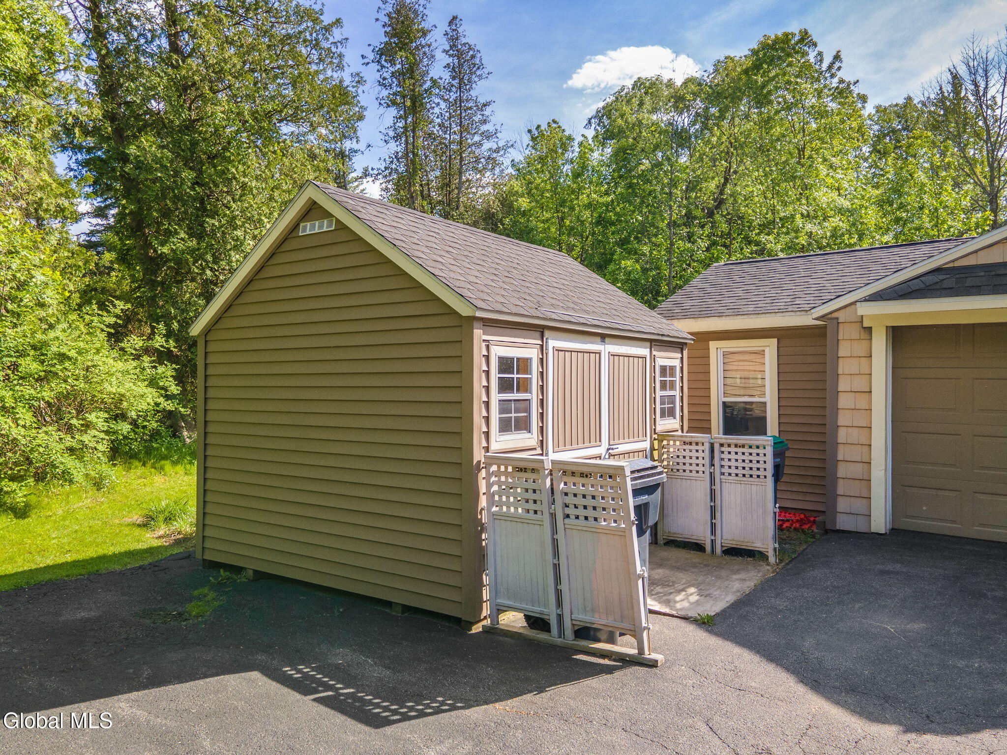775 St Davids Lane Schenectady NY 12309