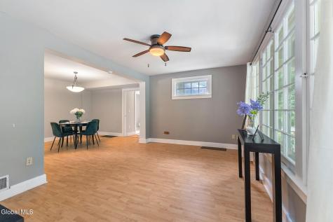775 St Davids Lane Schenectady NY 12309