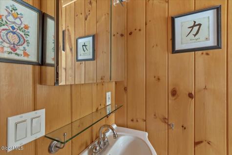 465 Barlow Road Gloversville NY 12078