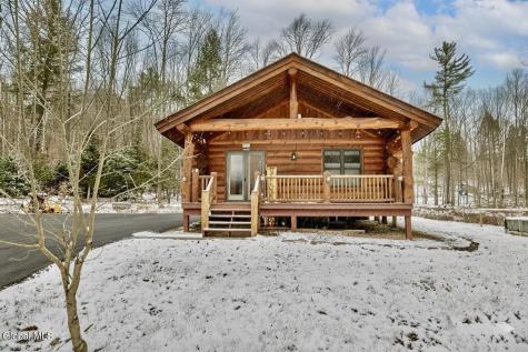 465 Barlow Road Gloversville NY 12078