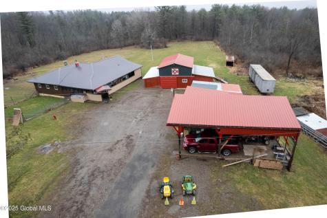 589 Anderson Road Sprakers NY 12166