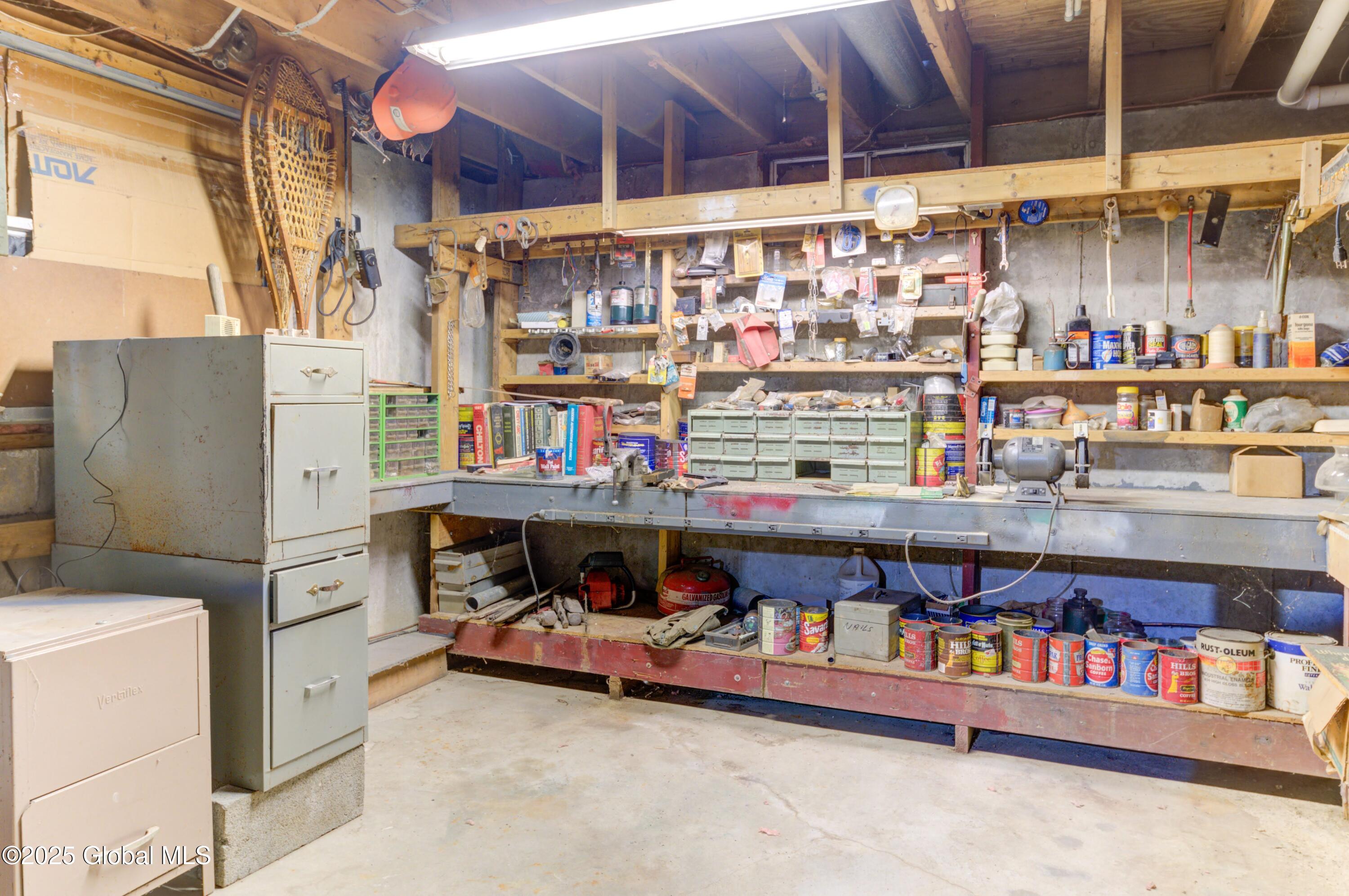 589 Anderson Road Sprakers NY 12166