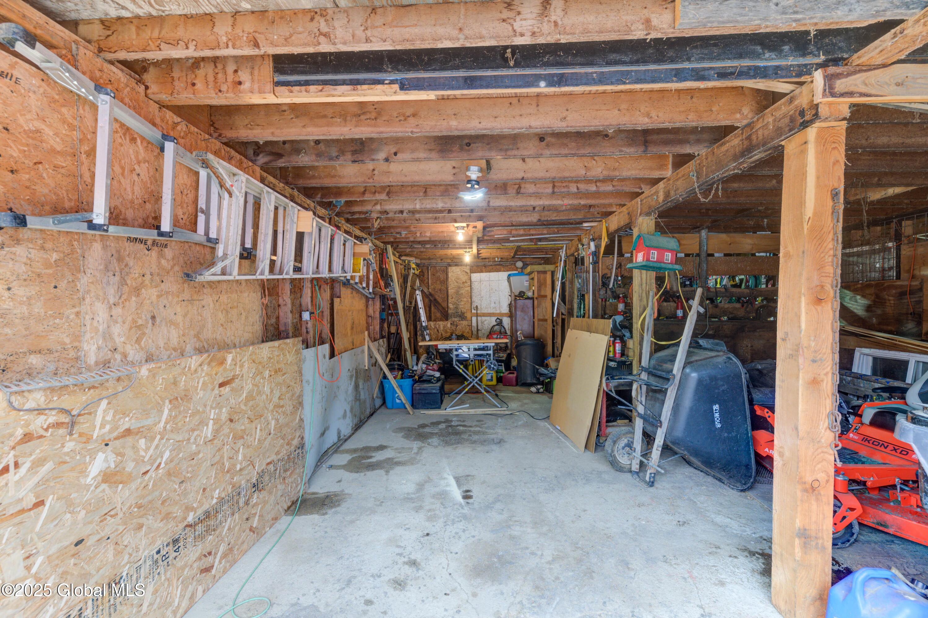 589 Anderson Road Sprakers NY 12166