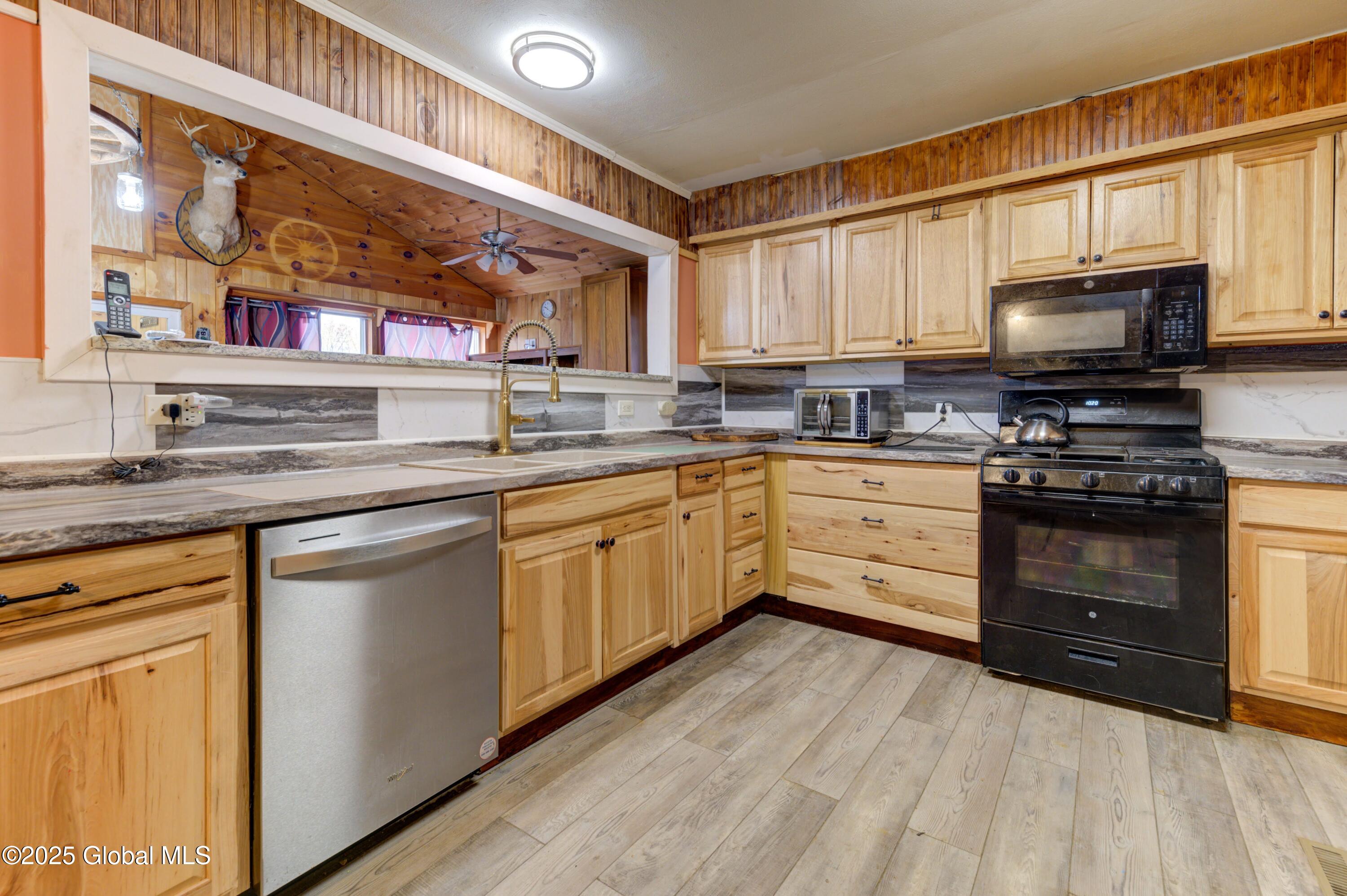 589 Anderson Road Sprakers NY 12166