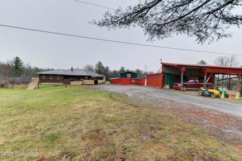 589 Anderson Road Sprakers NY 12166