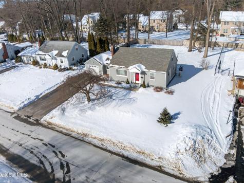 155 Willow Lane Glenville NY 12302