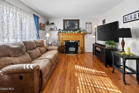 155 Willow Lane Glenville NY 12302