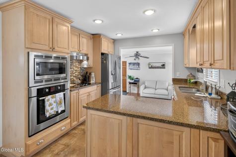 155 Willow Lane Glenville NY 12302