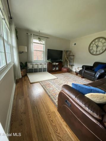 1259 Waverly Place Schenectady NY 12308