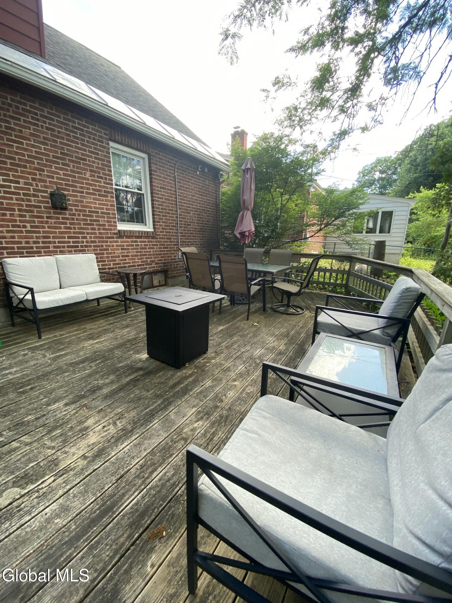 1259 Waverly Place Schenectady NY 12308