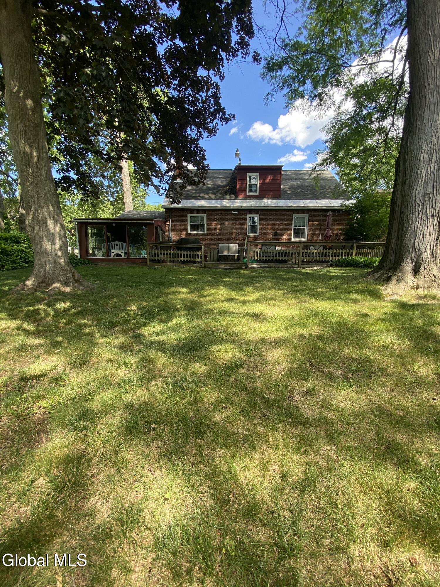 1259 Waverly Place Schenectady NY 12308