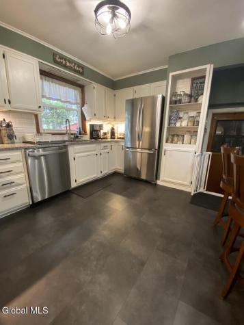 1259 Waverly Place Schenectady NY 12308