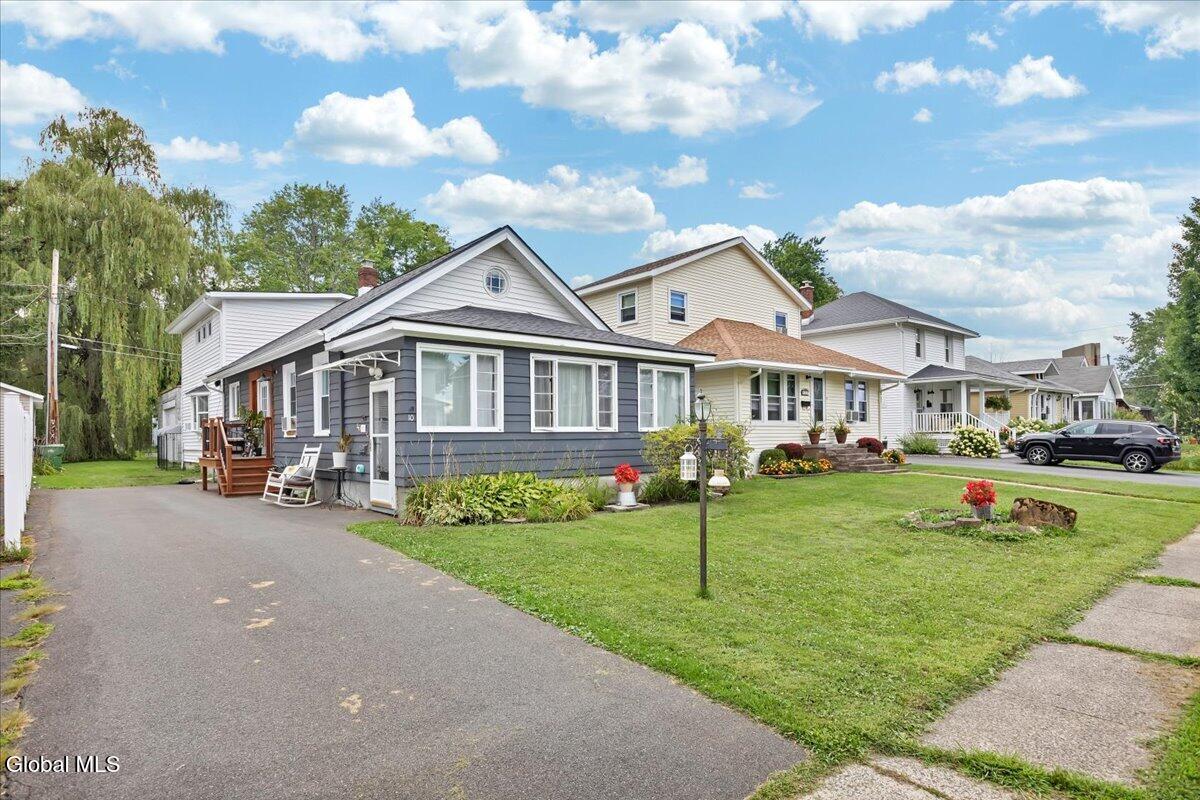 10 Lighthall Avenue Cohoes NY 12047