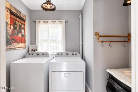10 Lighthall Avenue Cohoes NY 12047