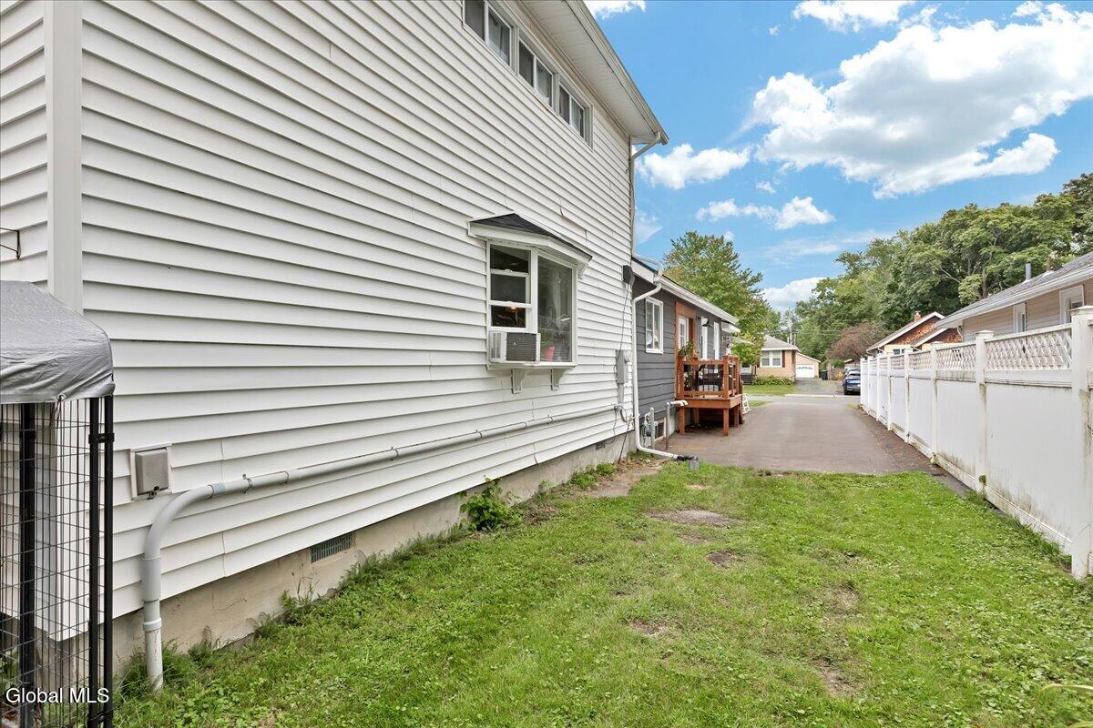 10 Lighthall Avenue Cohoes NY 12047