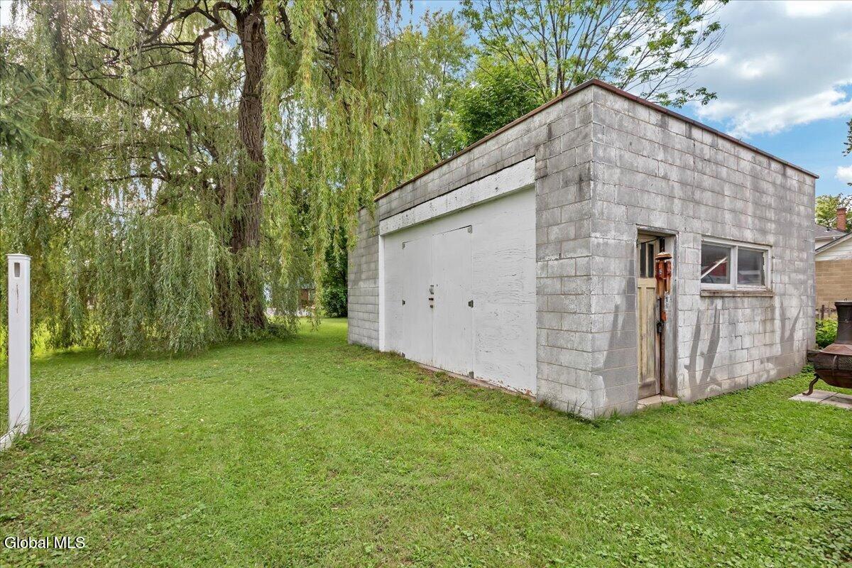 10 Lighthall Avenue Cohoes NY 12047