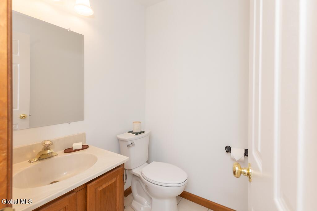 24 Frances Lane Albany NY 12203