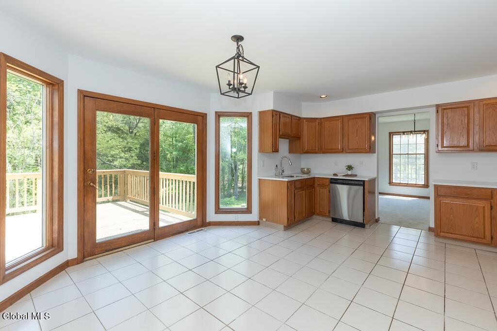 24 Frances Lane Albany NY 12203