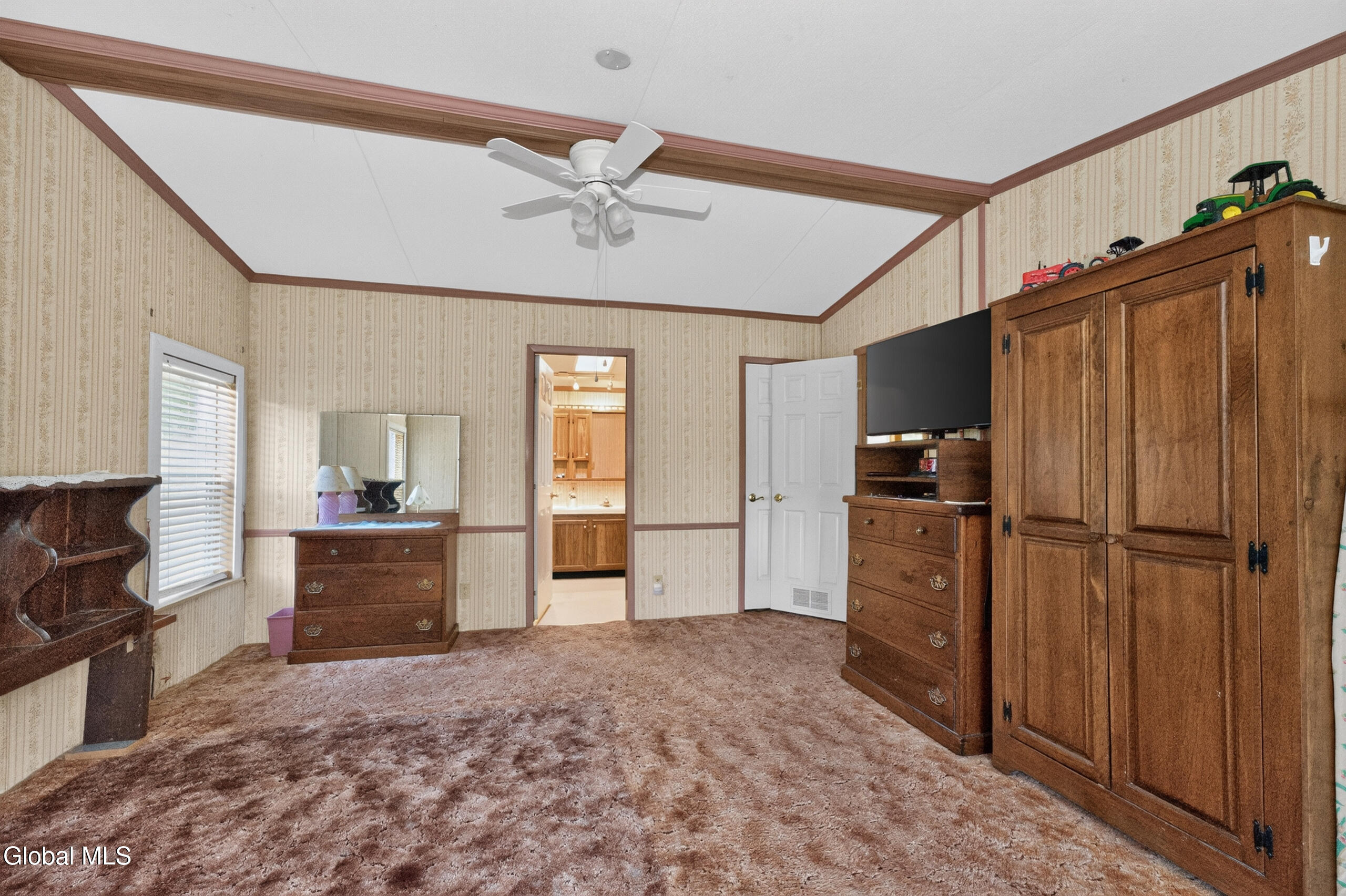 94 Cushman Road Pittstown NY 12121