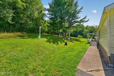 94 Cushman Road Pittstown NY 12121