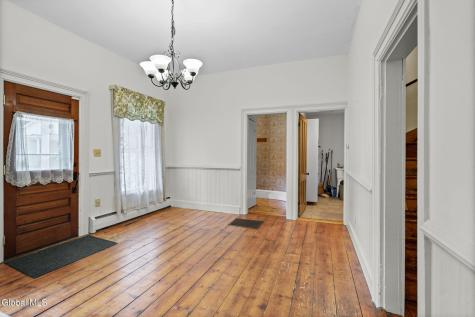 16 Maple Avenue Troy NY 12180