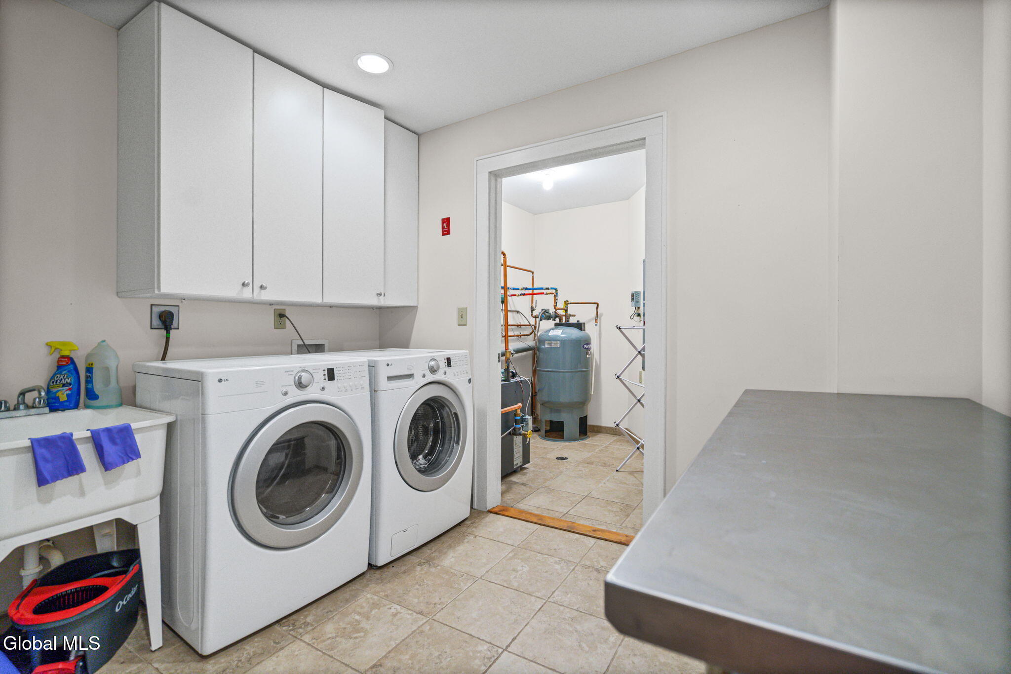 16 Maple Avenue Troy NY 12180