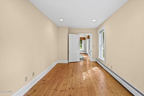 16 Maple Avenue Troy NY 12180