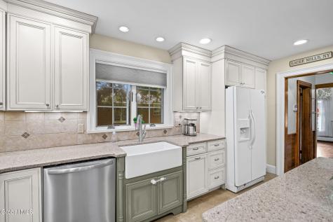 16 Maple Avenue Troy NY 12180