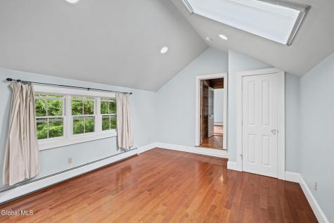 16 Maple Avenue Troy NY 12180