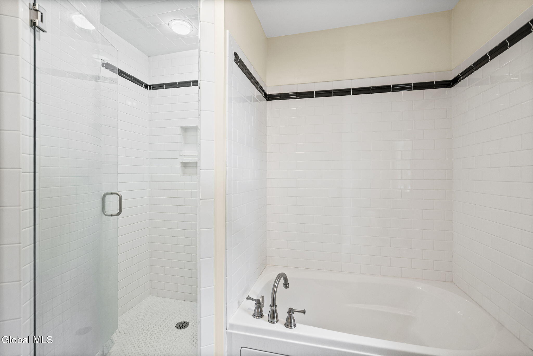 16 Maple Avenue Troy NY 12180