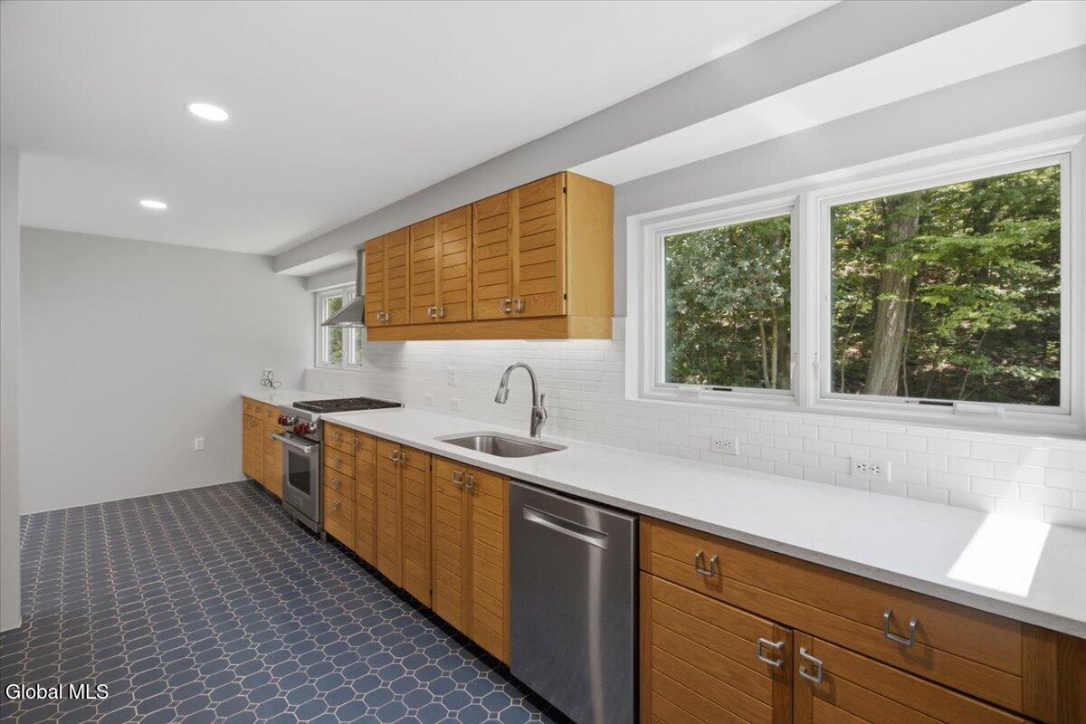 5 Newell Court Albany NY 12204
