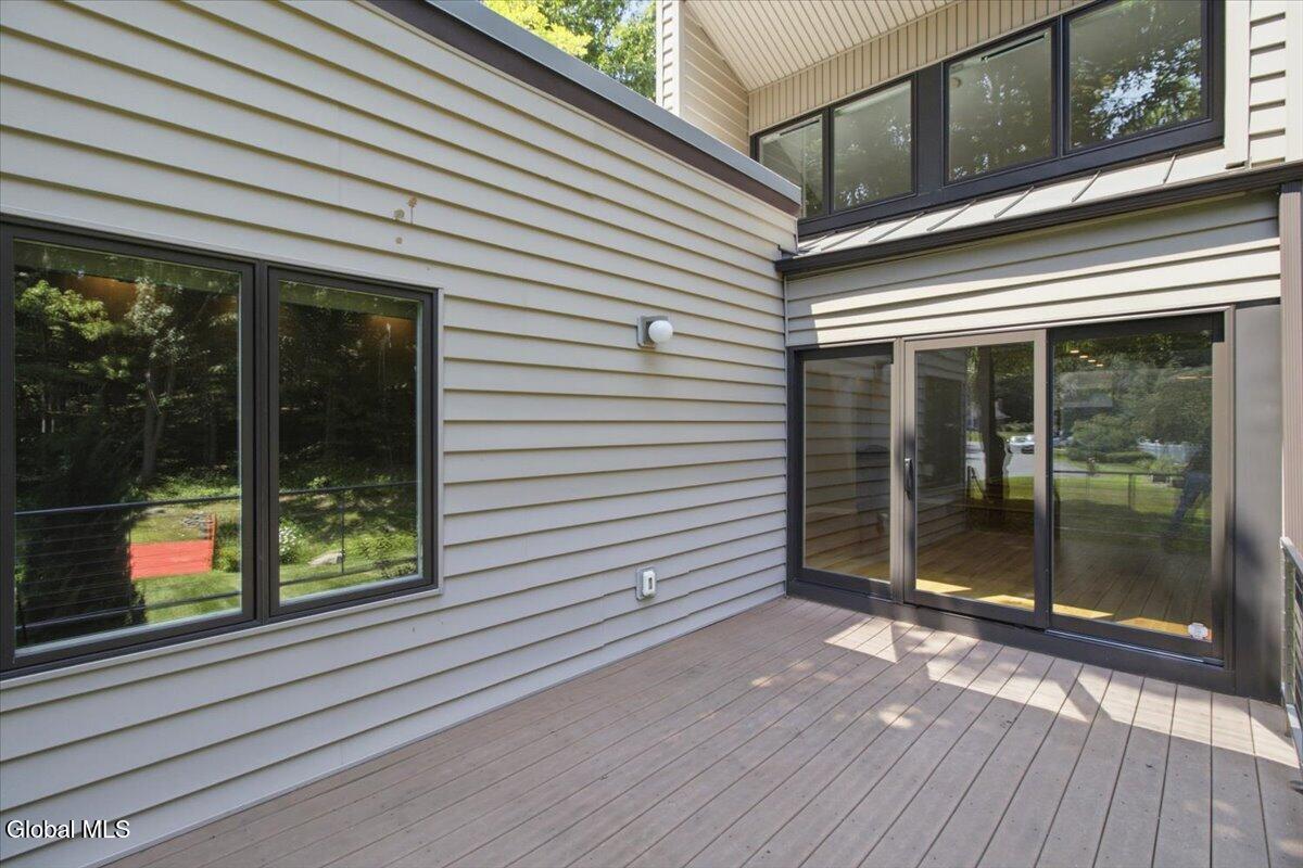 5 Newell Court Albany NY 12204