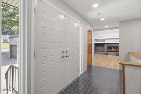 5 Newell Court Albany NY 12204