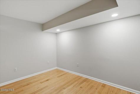 5 Newell Court Albany NY 12204