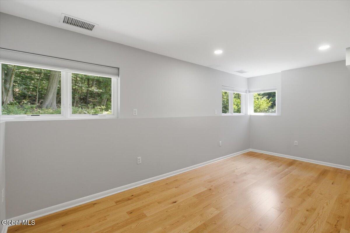 5 Newell Court Albany NY 12204