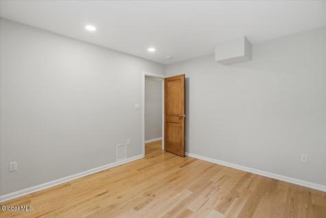 5 Newell Court Albany NY 12204