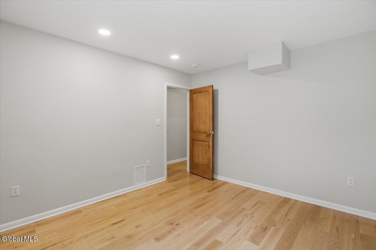 5 Newell Court Albany NY 12204
