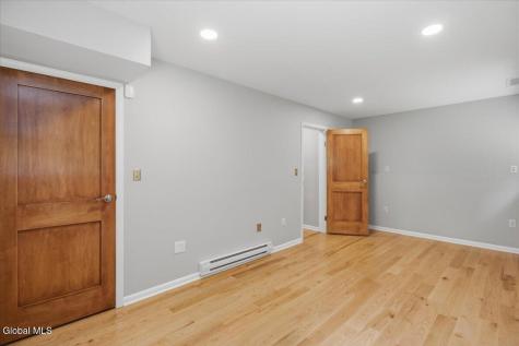 5 Newell Court Albany NY 12204